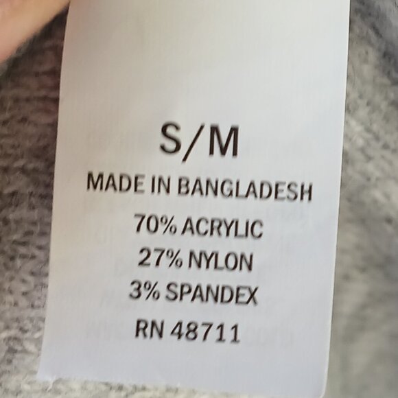 LOWER PRICE (as of 10/27) for this BEAUTIFUL LADIES LONG KNIT SWEATER - Picture 3 of 5